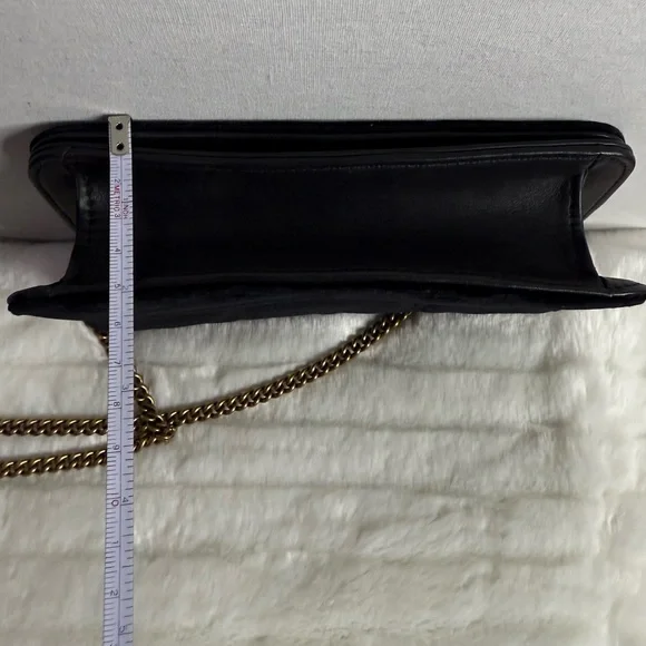 Black GG Chain Wallet - Picture 6 of 15